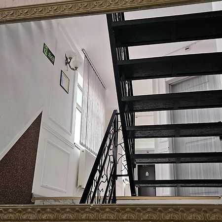 Flamingo Hotel Piteşti Kültér fotó